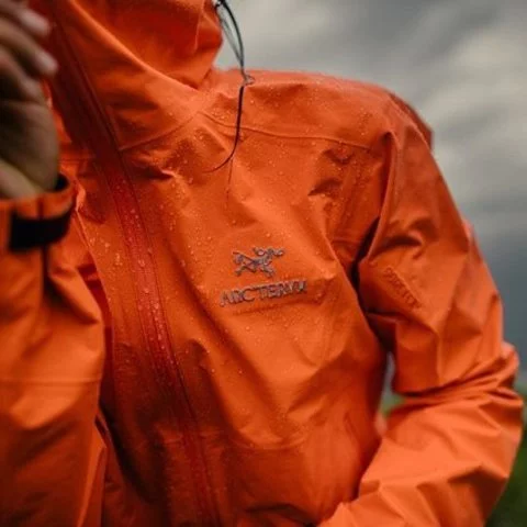 折扣升级：Arc'teryx 始祖鸟罕见特卖 5折捡漏+新人9折 $193收羽绒服