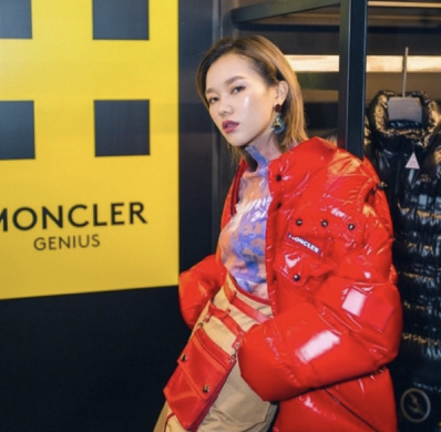 bady短款$1290 (官网$1735) Moncler 羽绒服定价优势 收杨幂、戚薇等同款 买到赚到