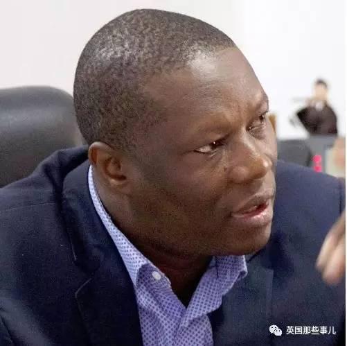 知道么,在FB这一个个妙龄少女的背后……可能全都一群非洲小哥……