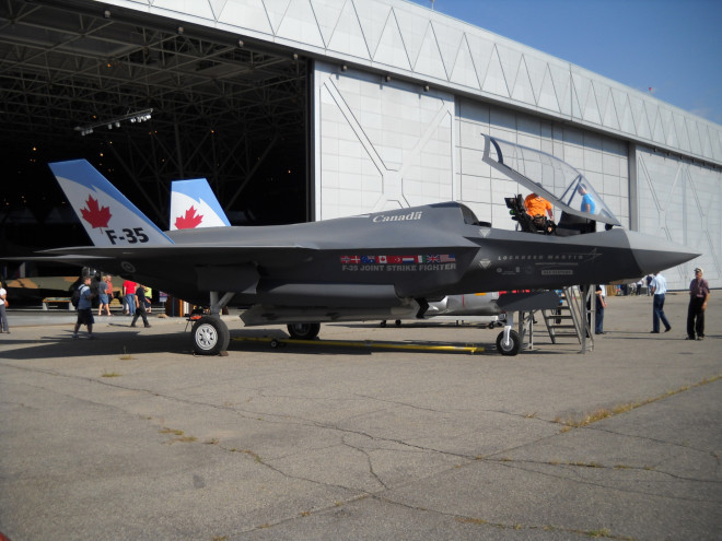 Lockheed Martin F-35 Lightning II Canadian procurement - Wikipedia