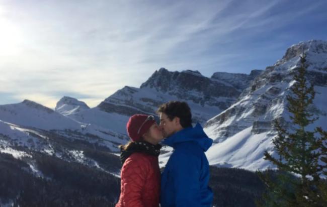 撒狗粮秀恩爱，特鲁多晒照庆祝妻子生日