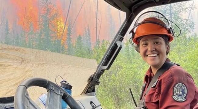 “一位了不起的妹妹!”BC19岁女消防员以身殉职!今年山火史无前例… “一位了不起的妹妹!”BC19岁女消防员以身殉职!今年山火史无前例…