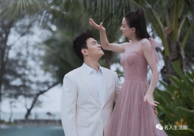 孙杨张豆豆官宣结婚!婚纱大片首曝光,十分养眼 孙杨张豆豆官宣结婚!婚纱大片首曝光,十分养眼