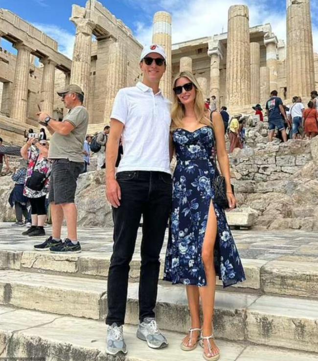 伊万卡开直升机又美又飒 不参与父亲竞选很惬意 伊万卡开直升机又美又飒 不参与父亲竞选很惬意