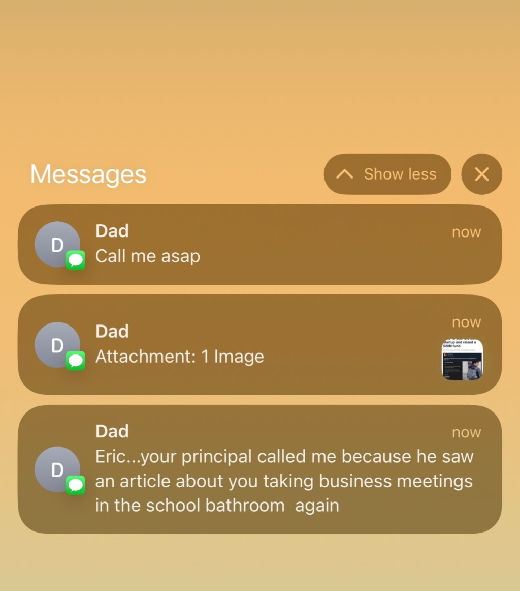 每次校长看到埃里克(Eric Zhu)创业的报道后都会通知家长。