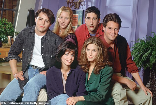 The Friends cast - Courteney Cox Arquette as Monica Geller, Matt LeBlanc as Joey Tribbiani, Lisa Kudrow as Phoebe Buffay, David Schwimmer as Ross Geller, Matthew Perry as Chandler Bing, Jennifer Aniston as Rachel Green (clockwise from bottom left)