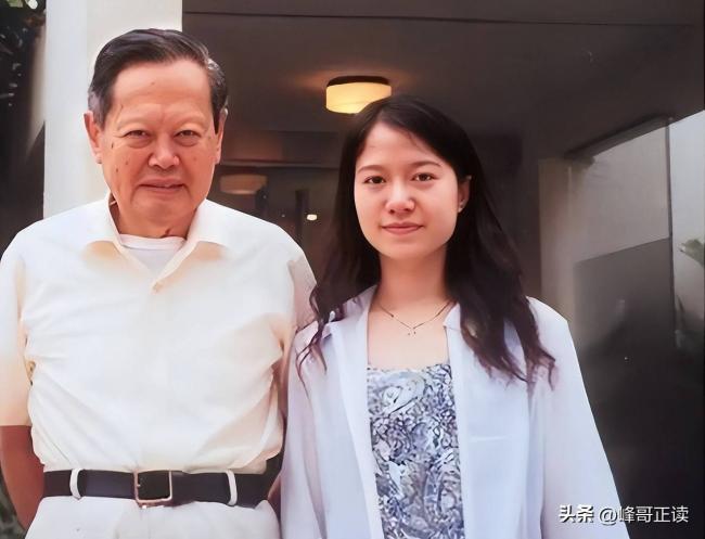 杨振宁与长子的一通电话,暴露了翁帆真实地位 杨振宁与长子的一通电话,暴露了翁帆真实地位