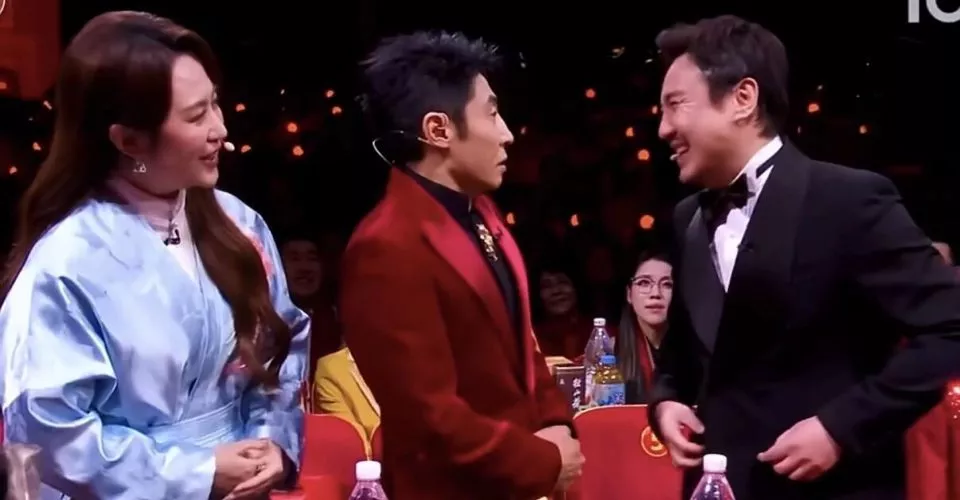 &ldquo;沈腾说错词&rdquo;冲上热搜 本人：自责 打了半宿掼蛋