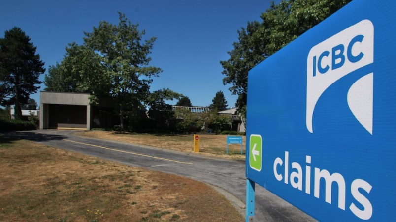 ICBC认为艾琳·康纳斯在事故中100%负责,但民事解决法庭对此表示异议。Optimist/file