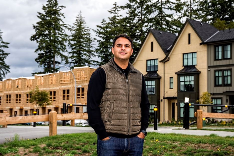 Dexter Realty 房地产顾问 Manraj Dosanjh 说,在如今的市场环境中,大温哥华地区某些新公寓的库存可能会节省六位数的费用。Chung Chow, BIV