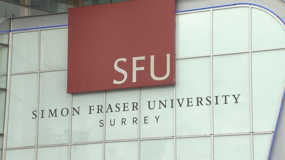 卑诗省素里市的西门菲莎大学校园(CityNews 图片)