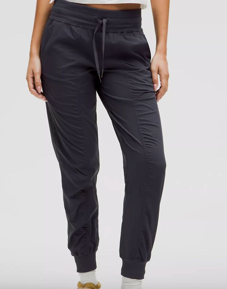 Lululemon中腰慢跑裤
