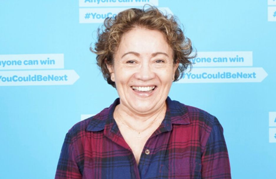 一位彭蒂克顿的女士与家人一起庆祝这一胜利,享用了丰盛的晚餐。BCLC