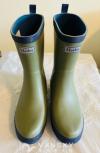 女孩雨靴     4号 尺码        新的                        5   刀