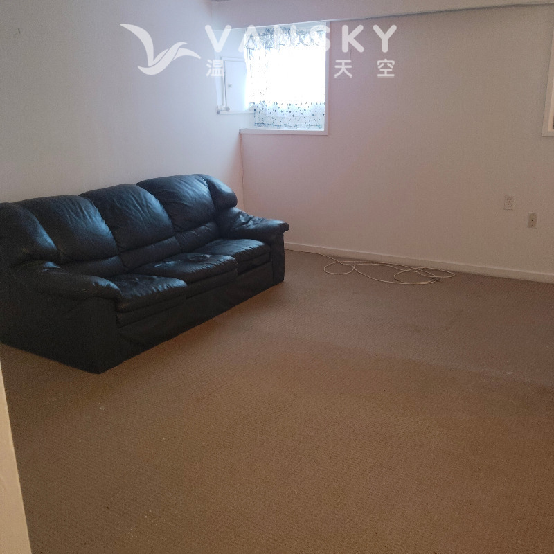 260430100132_Sofa.jpg