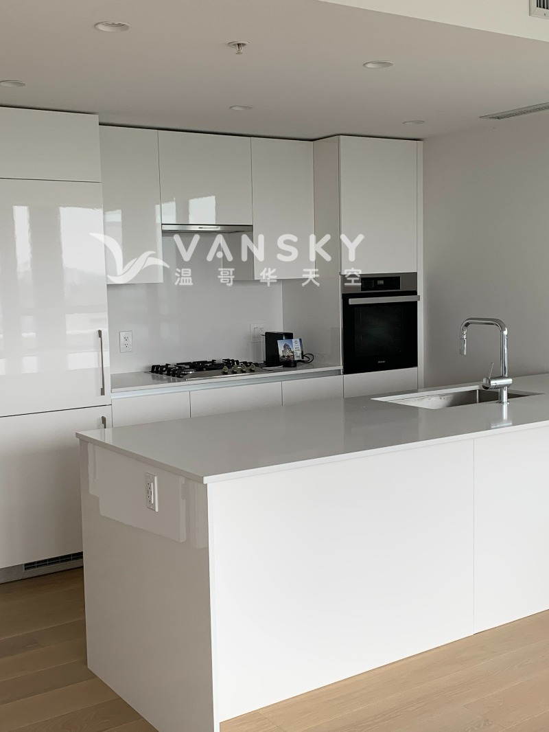 260614220339_Kitchen.jpg