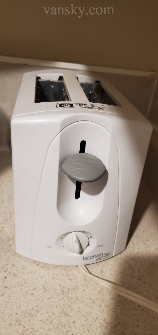 201121171144_Toaster.jpg