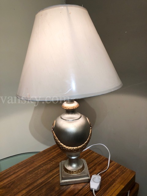 220215225915_lamp1.jpg