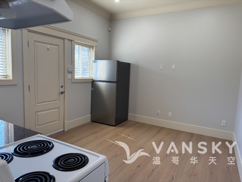 260416095937_kitchen.jpg