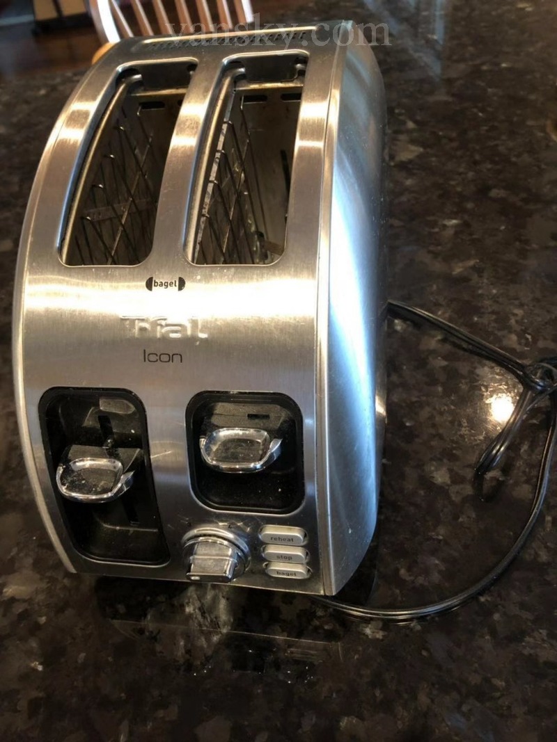 190907163059_Toaster.jpeg