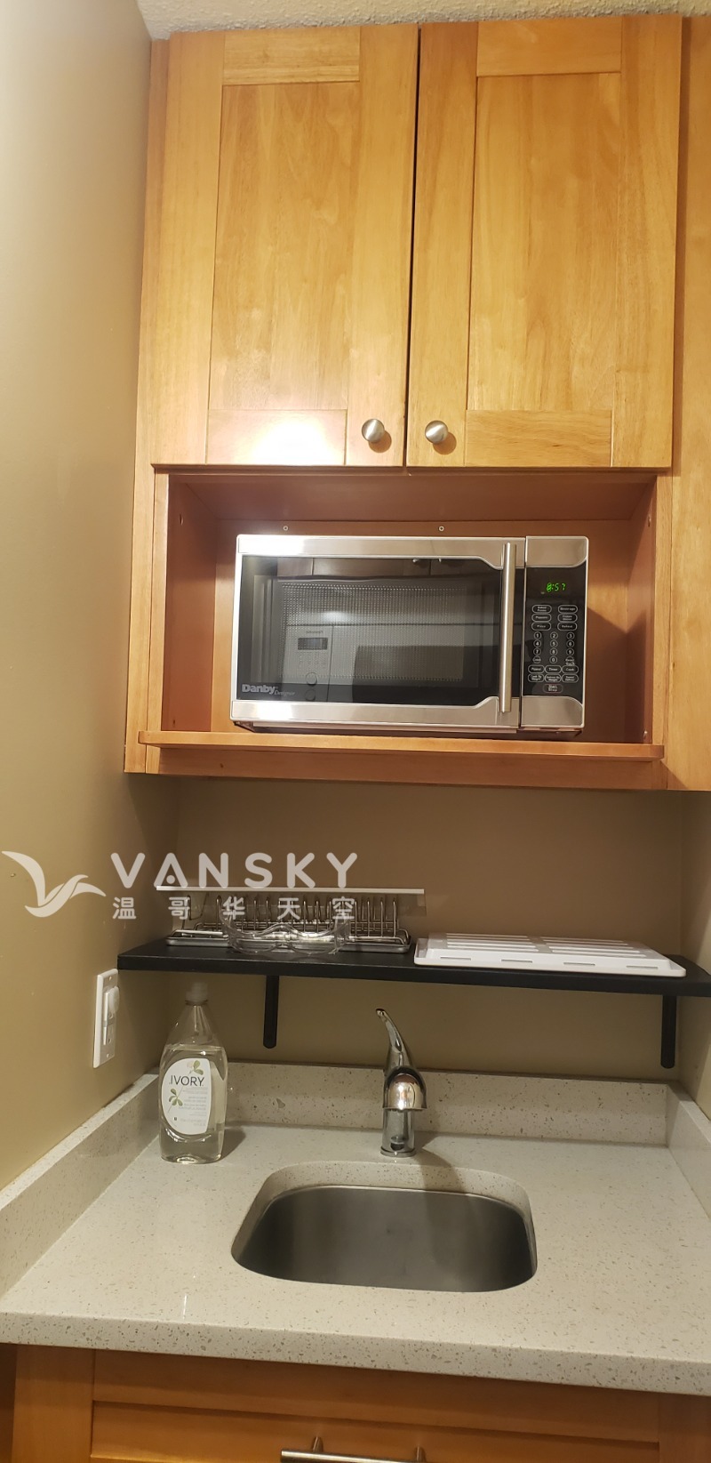 220917180426_Kitchen-2.jpg